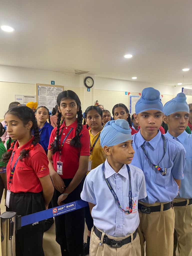 Field Trip to HDFC Bank | Grade VI & VII